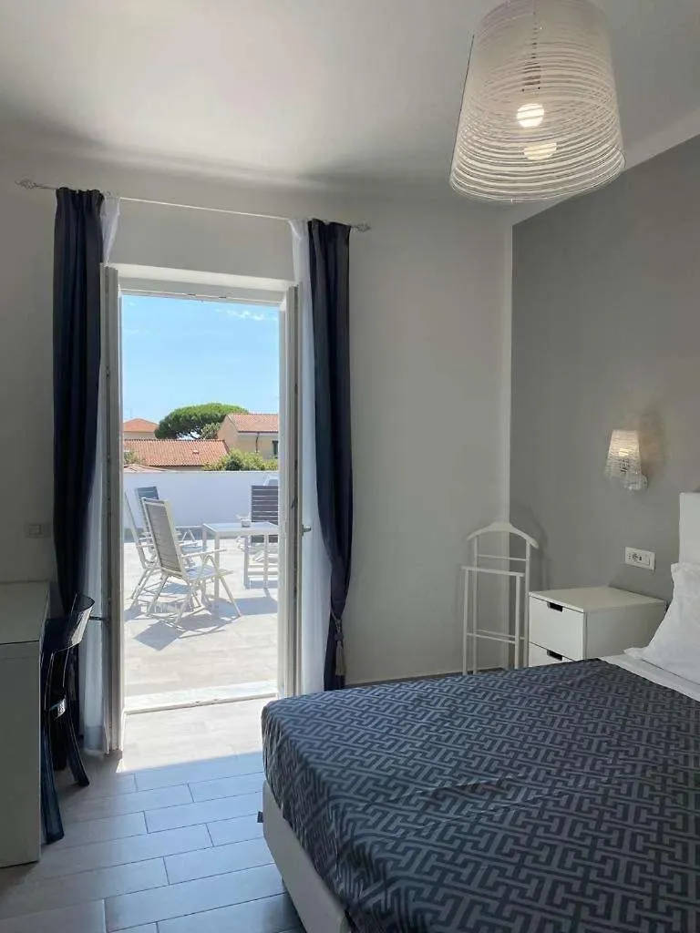 ***  Hotel Raffaelli Villa Angela Forte dei Marmi Italy