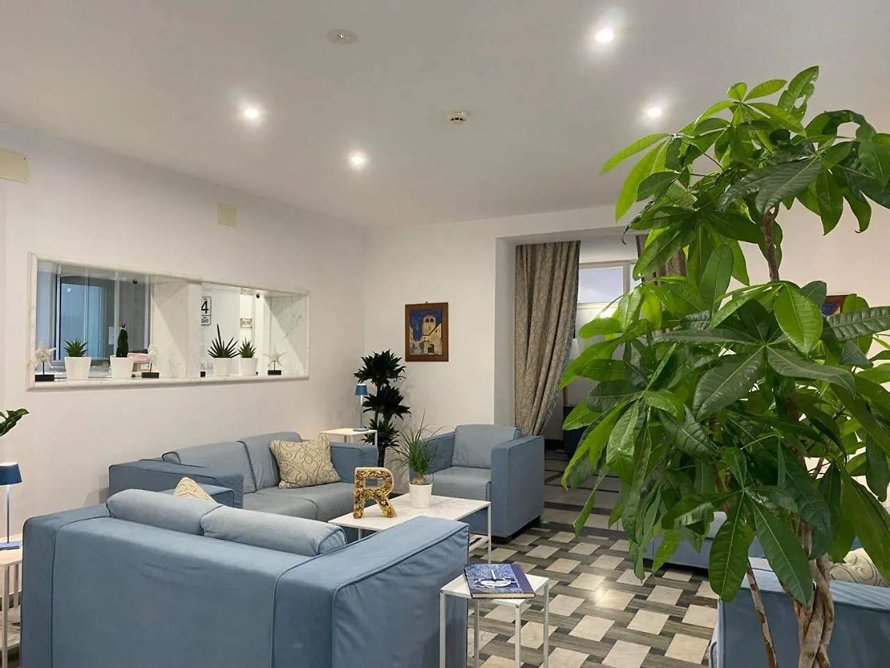 Hotel Raffaelli Villa Angela Forte dei Marmi 3*,