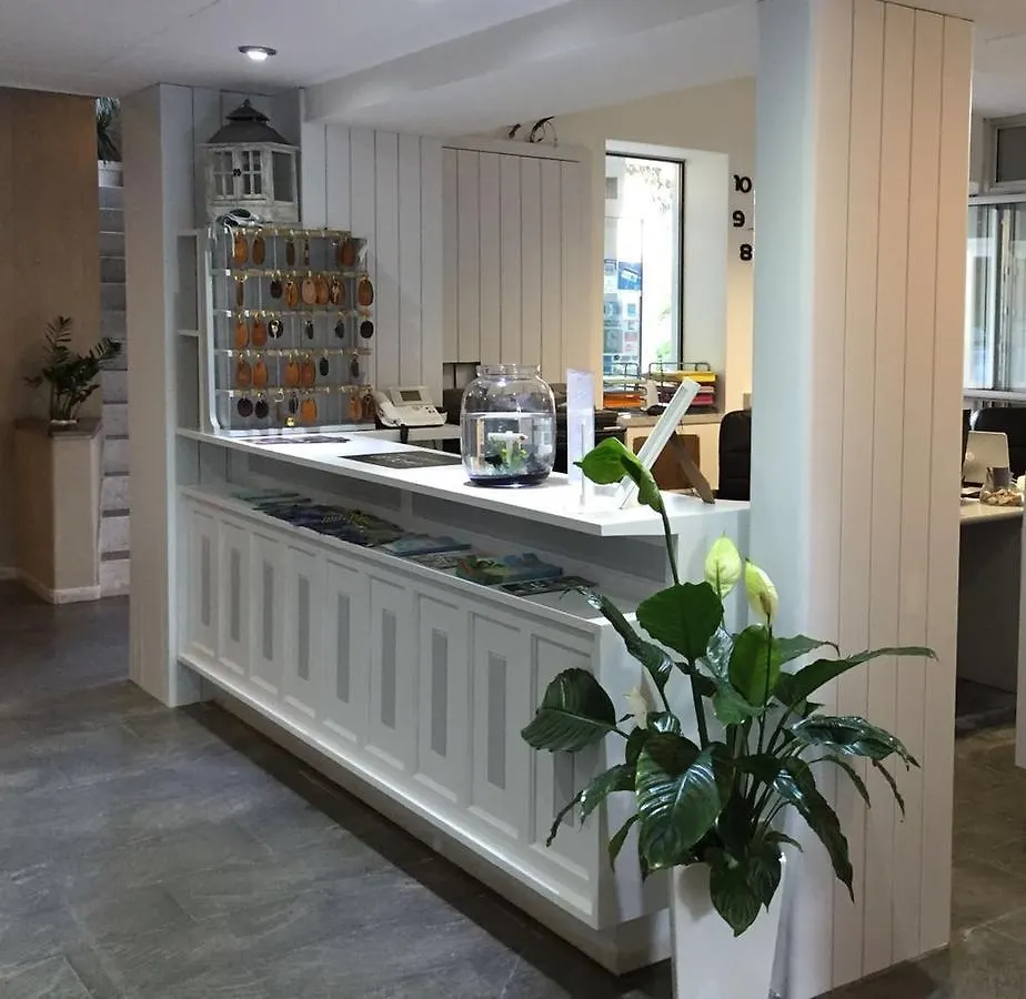 Hotel Raffaelli Villa Angela Forte dei Marmi 3*,  Italy